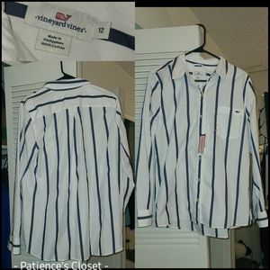 Vineyard Vines Women's navy and white striped button down blouse